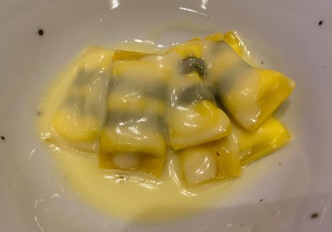 87064054_621937418595393_2164134712220581888_n